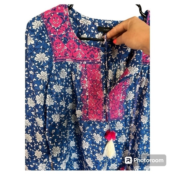 J. Crew Floral Peasant Embroidered Top in Pink, Blue, and White size XS - Picture 7 of 8